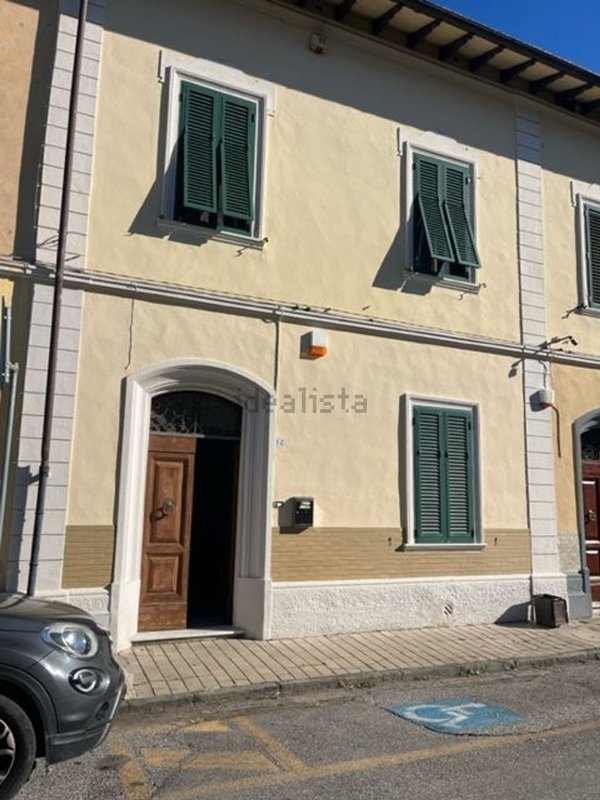 casa indipendente in vendita a Pisa in zona Riglione