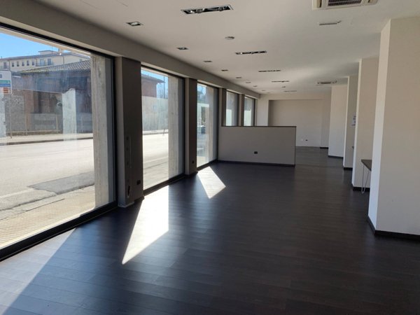 appartamento in vendita a Pisa in zona Lungarni