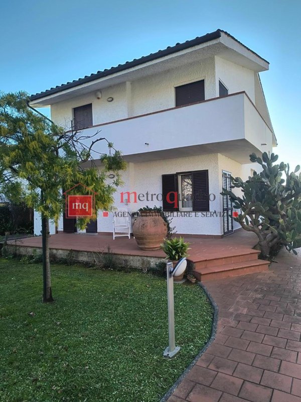 casa indipendente in vendita a Pisa in zona La Vettola