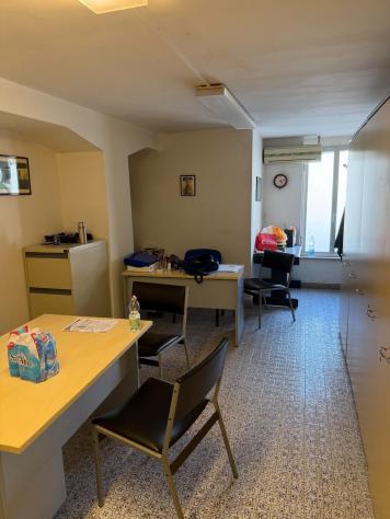 ufficio in vendita a Pisa