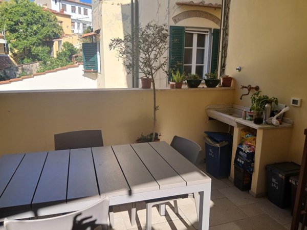 appartamento in vendita a Pisa in zona Lungarni