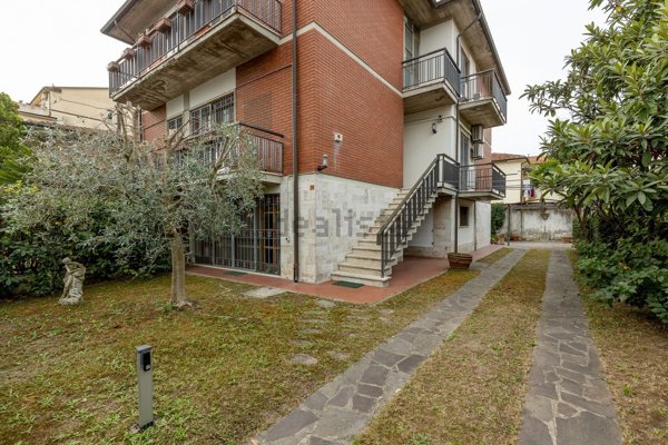 casa indipendente in vendita a Pisa