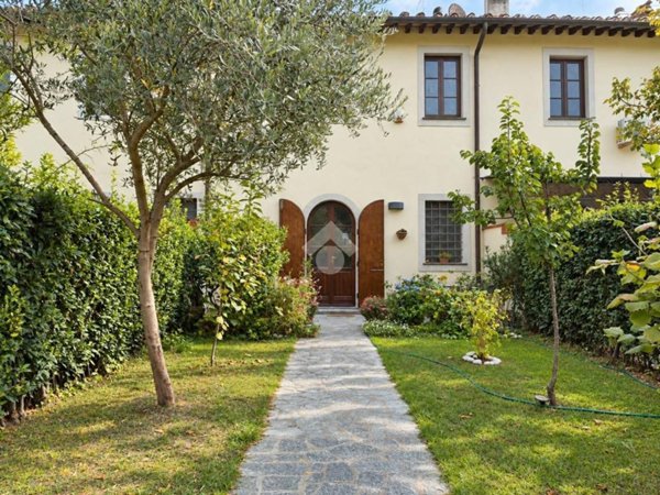 casa indipendente in vendita a Pisa in zona Cisanello