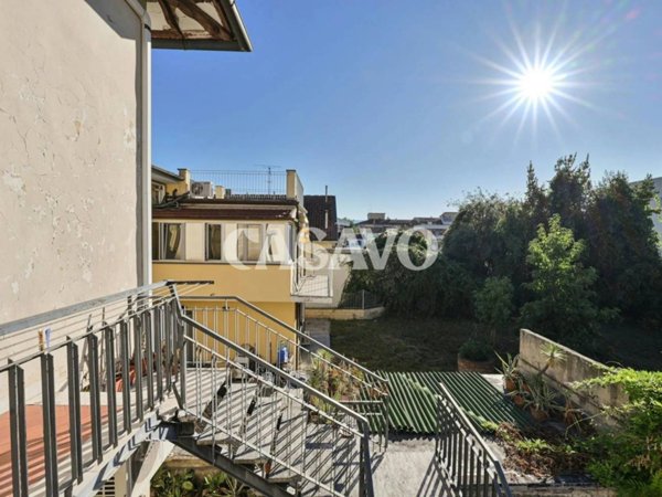 appartamento in vendita a Pisa in zona Lungarni