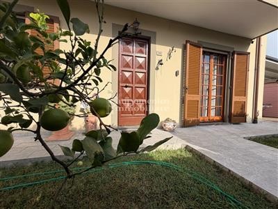 casa indipendente in vendita a Pisa