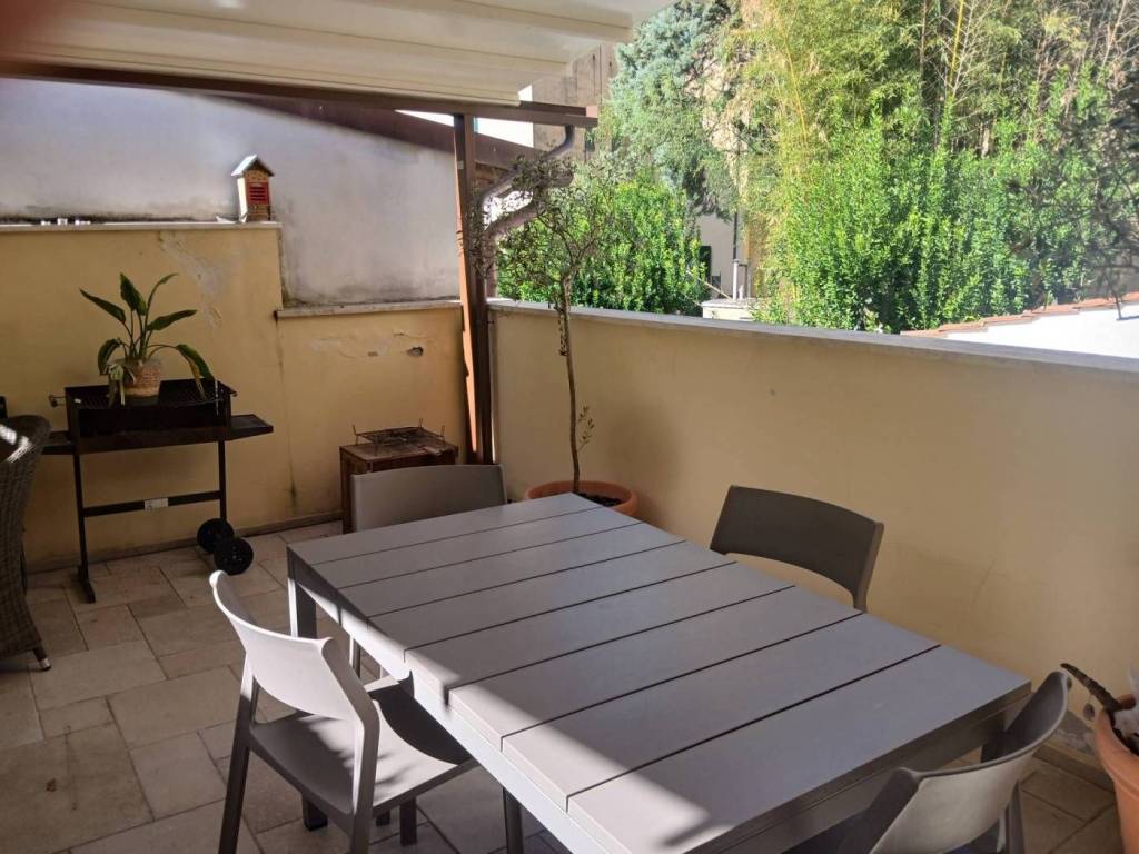 appartamento in vendita a Pisa in zona Lungarni