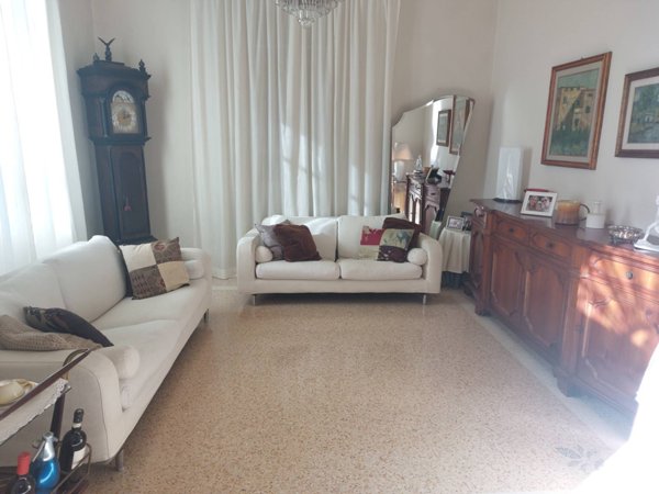 casa indipendente in vendita a Pisa in zona Marina di Pisa