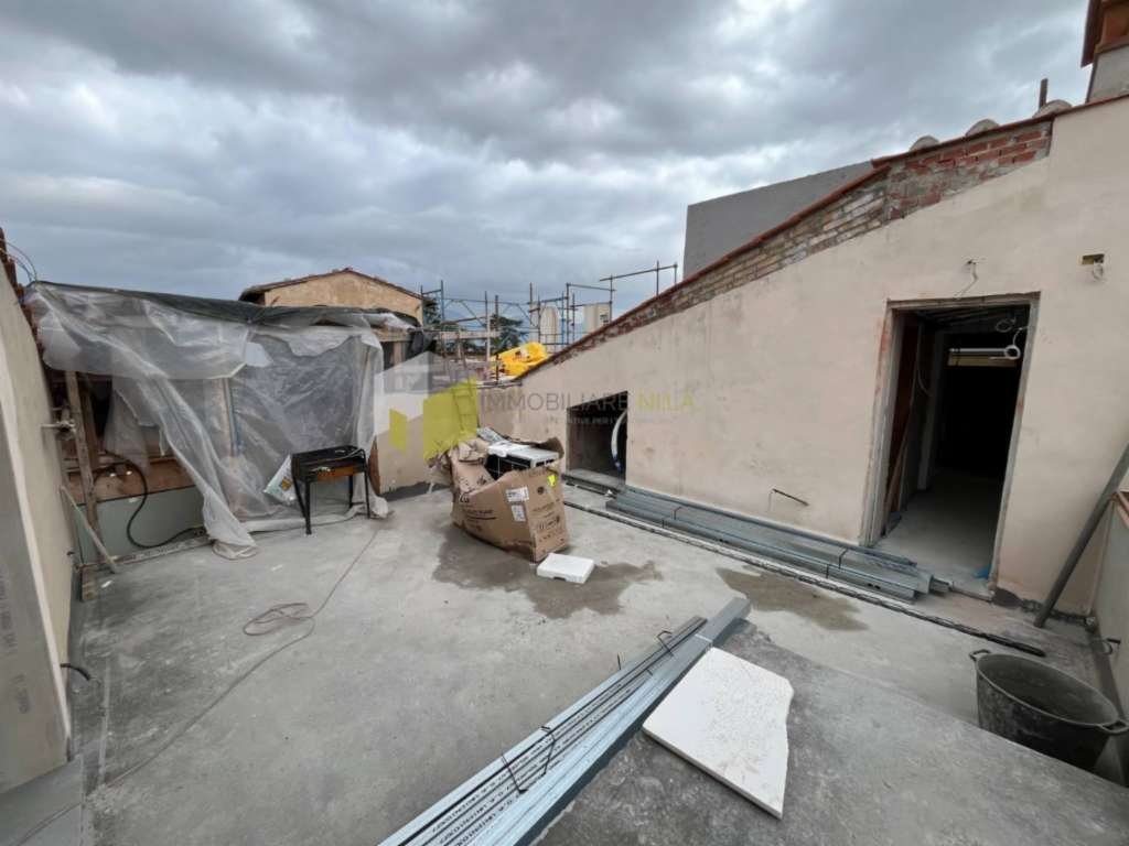 appartamento in vendita a Pisa in zona Lungarni
