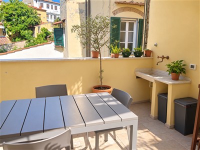 appartamento in vendita a Pisa in zona Lungarni