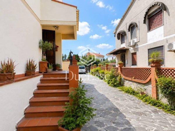 casa indipendente in vendita a Pisa in zona La Vettola