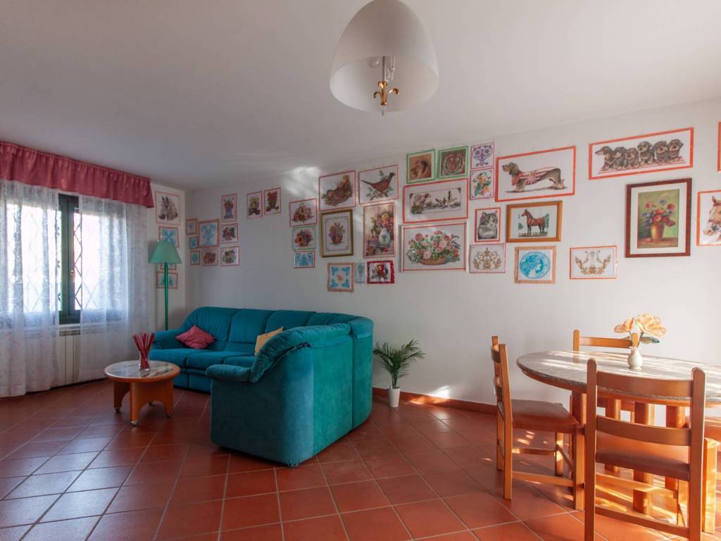 casa indipendente in vendita a Pisa in zona Riglione
