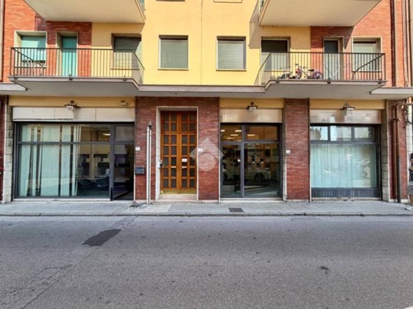 ufficio in vendita a Pisa in zona Stazione