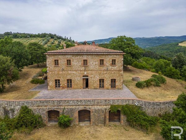 casa indipendente in vendita a Pomarance