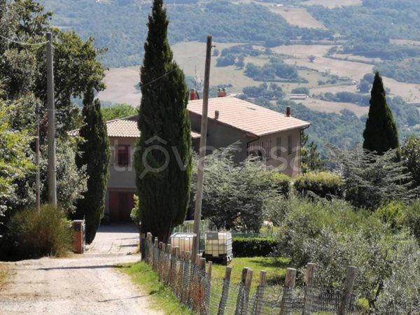 casa indipendente in vendita a Pomarance in zona Serrazzano