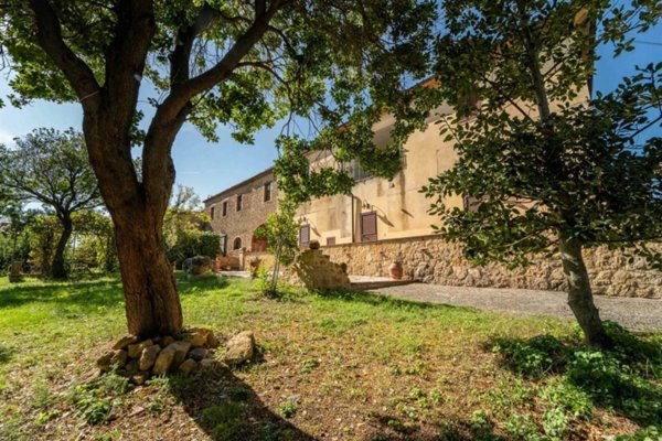 casa indipendente in vendita a Pomarance