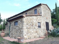 appartamento in vendita a Pomarance in zona Serrazzano