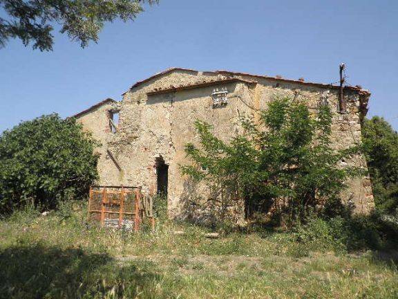 casa indipendente in vendita a Pomarance in zona Serrazzano