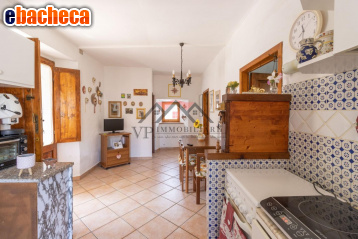 appartamento in vendita a Pomarance in zona Montecerboli