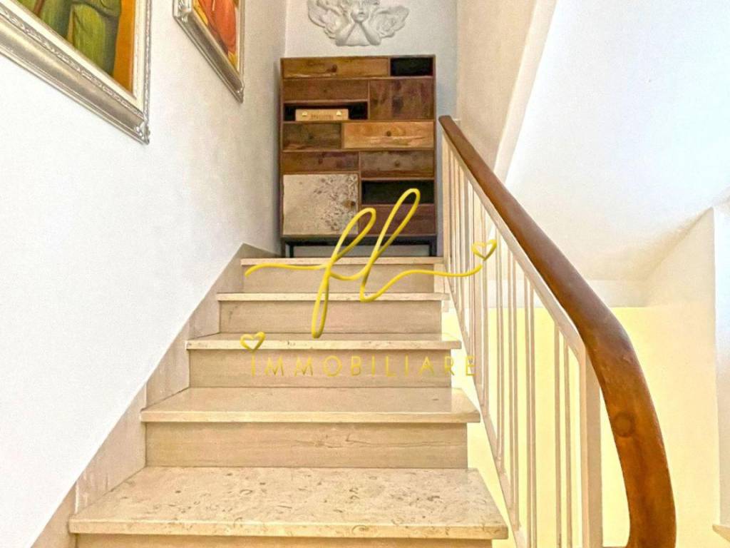 casa indipendente in vendita a Pomarance