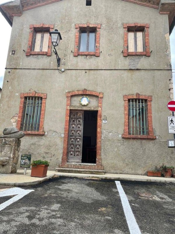 casa semindipendente in vendita a Pomarance in zona Lustignano
