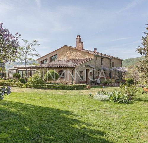 casa indipendente in vendita a Pomarance