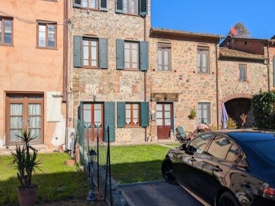 casa indipendente in vendita a Pomarance