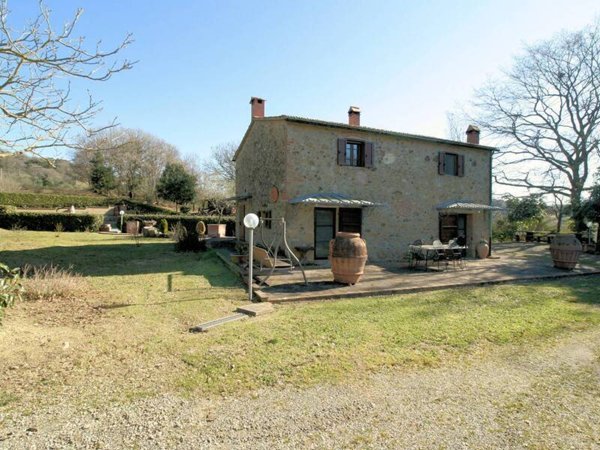 casa indipendente in vendita a Pomarance in zona Serrazzano