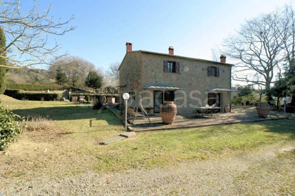 casa indipendente in vendita a Pomarance in zona Serrazzano