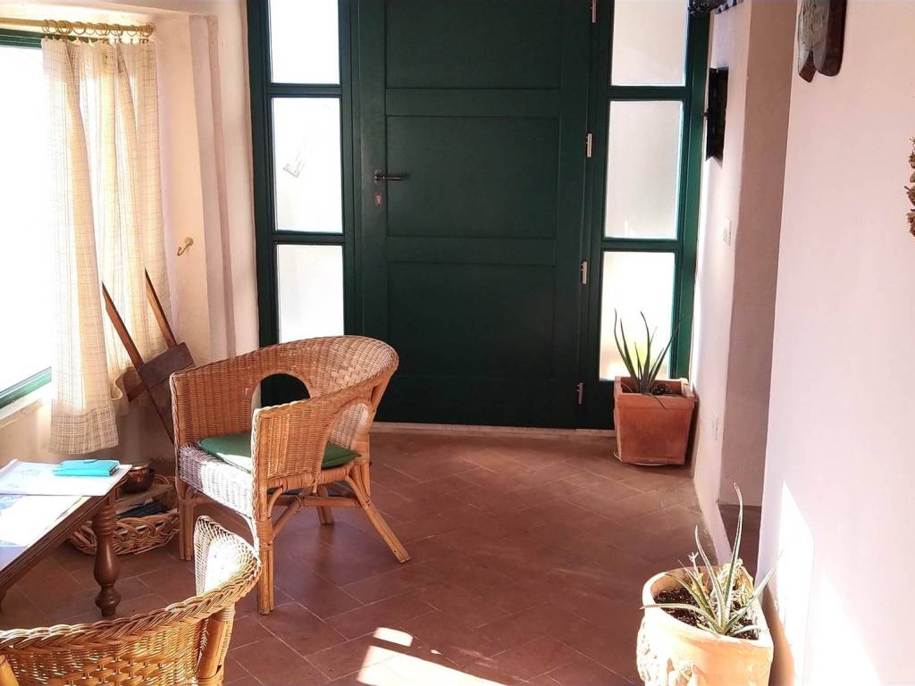 appartamento in vendita a Pomarance in zona Micciano