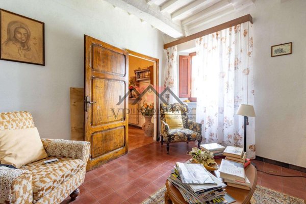 appartamento in vendita a Pomarance in zona Montecerboli