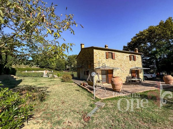casa indipendente in vendita a Pomarance