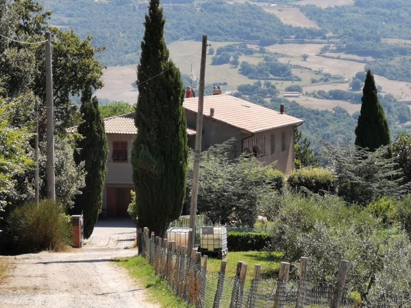 casa indipendente in vendita a Pomarance in zona Serrazzano