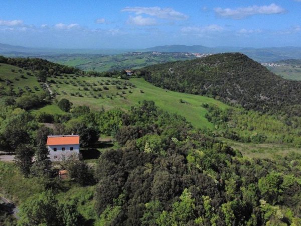 casa indipendente in vendita a Pomarance in zona Montecerboli