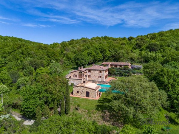 casa indipendente in vendita a Pomarance