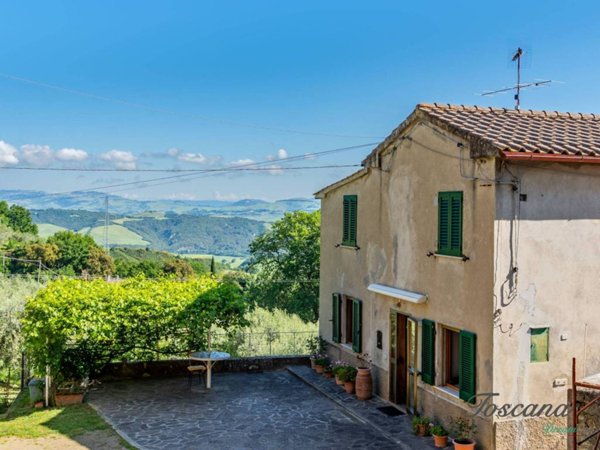 casa indipendente in vendita a Pomarance in zona Larderello