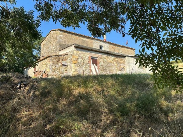 casa indipendente in vendita a Pomarance