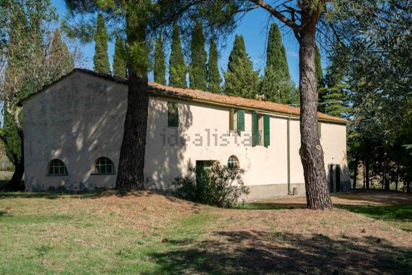 casa indipendente in vendita a Pomarance