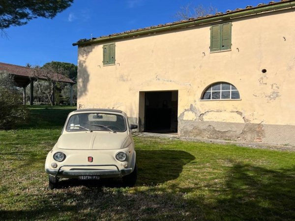 casa indipendente in vendita a Pomarance