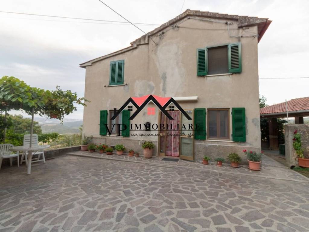 casa indipendente in vendita a Pomarance