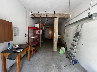 locale di sgombero in vendita a Pomarance