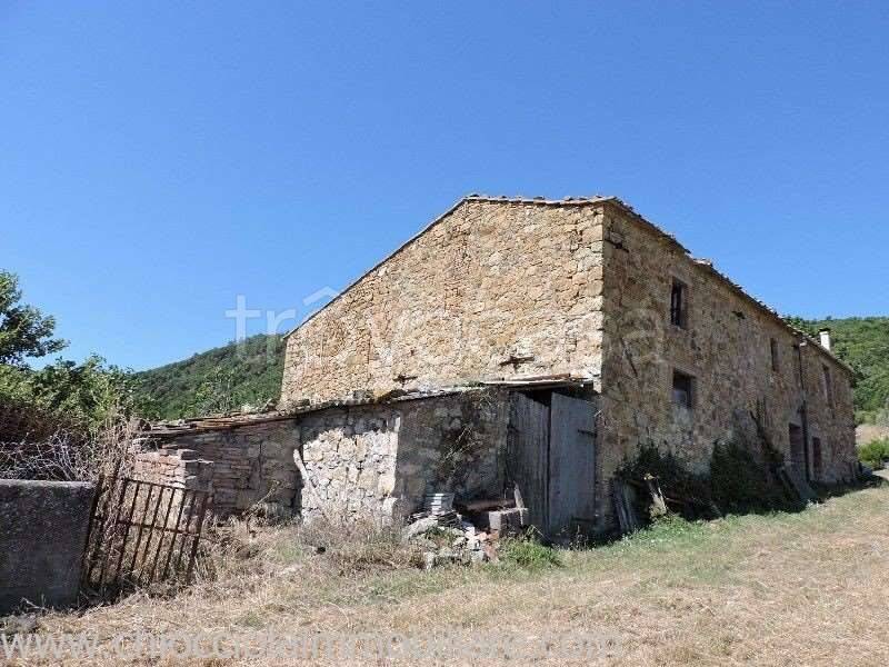 casa indipendente in vendita a Pomarance