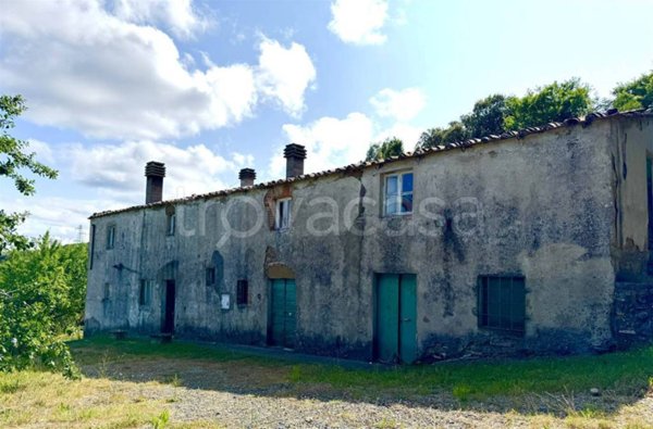 casa indipendente in vendita a Pomarance in zona Serrazzano