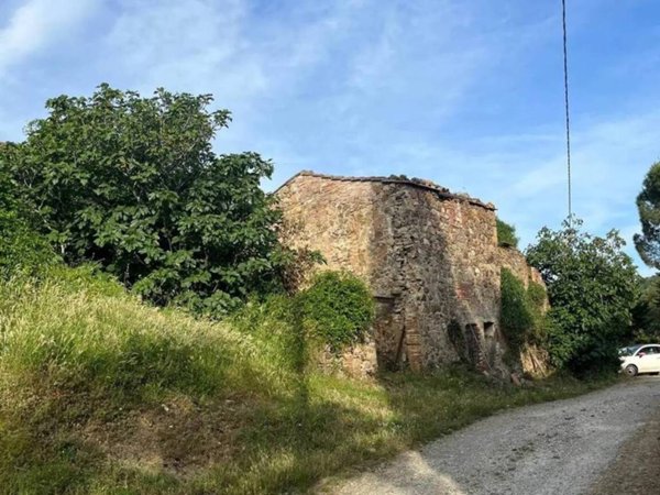 casa indipendente in vendita a Pomarance