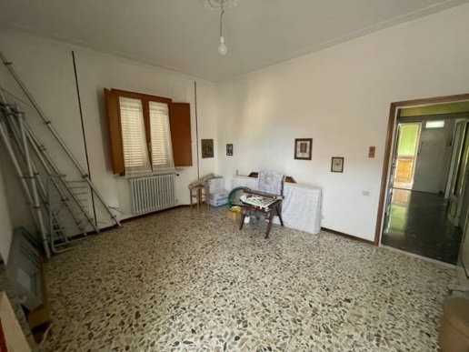 casa indipendente in vendita a Pomarance
