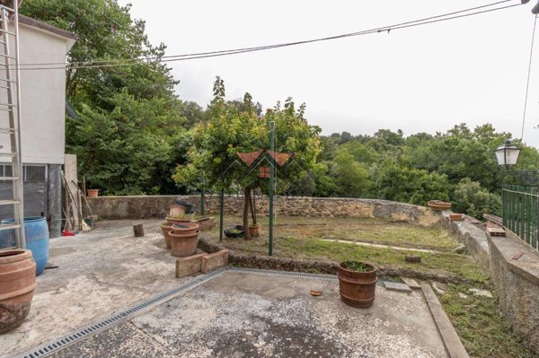 intera palazzina in vendita a Pomarance in zona San Dalmazio