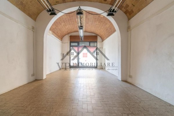 locale commerciale in vendita a Pomarance