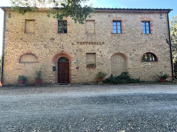 casale in vendita a Pomarance