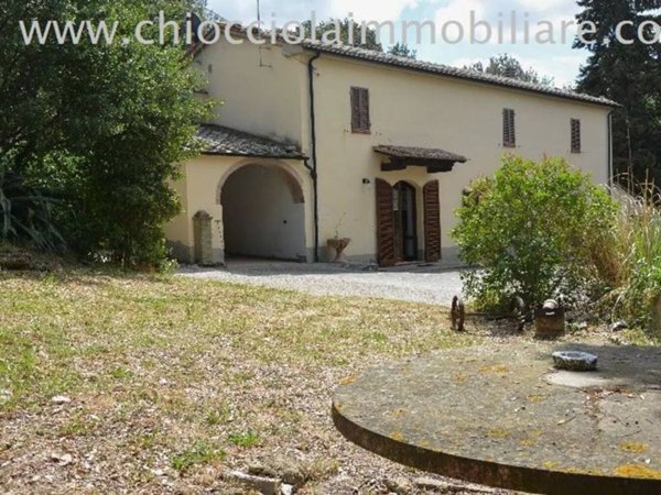 casa indipendente in vendita a Pomarance