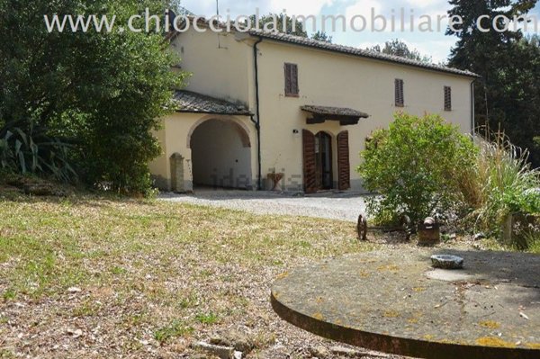 casale in vendita a Pomarance