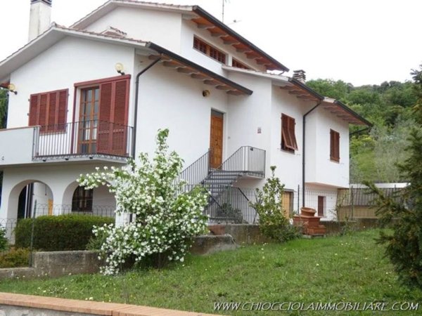 casa indipendente in vendita a Pomarance